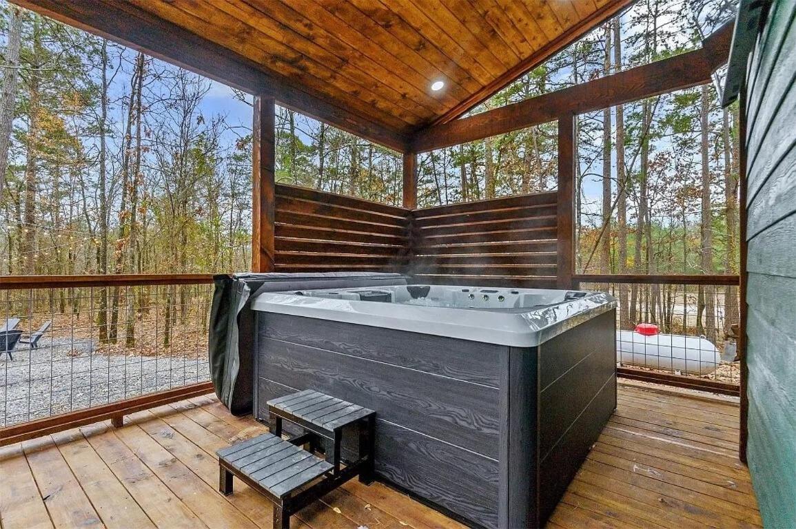 Stayhocha Charming Luxury Cabin In The Woods ブロークン・ボウ エクステリア 写真